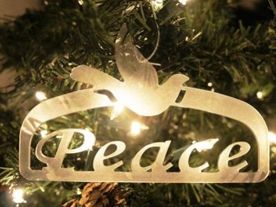 Мир и Рождество. Источник - https://s3.amazonaws.com Мир и Рождество. Источник - https://s3.amazonaws.com